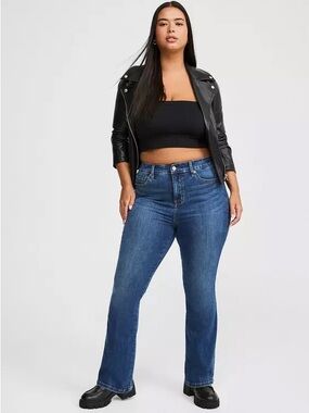 Torrid Womens Trio Fit Limitless Stretch Slim Boot-Cut Jeans Denim Blue Size 10